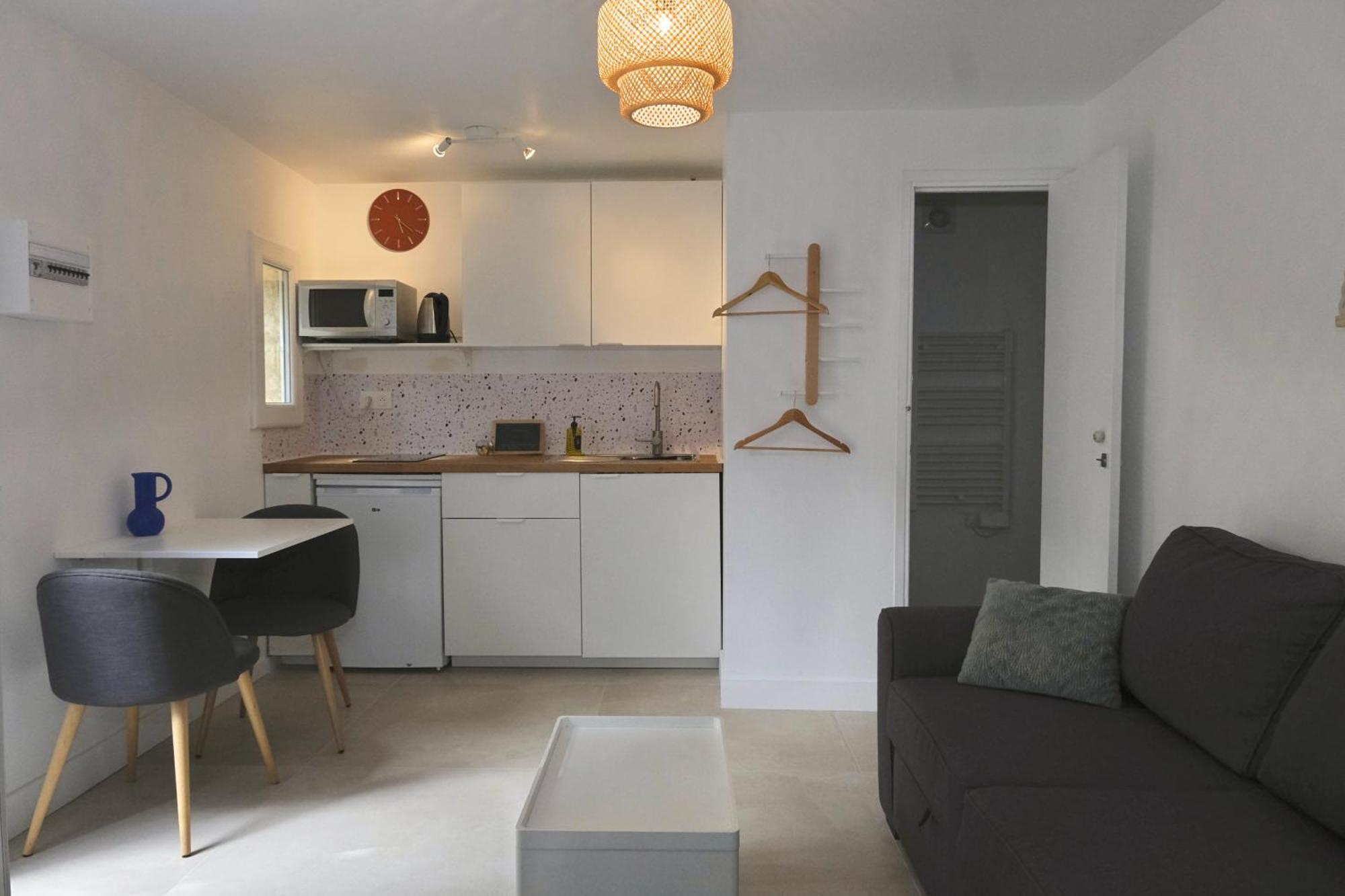 Studio Independant Avec Jardin Bouc-Bel-Air Exterior photo